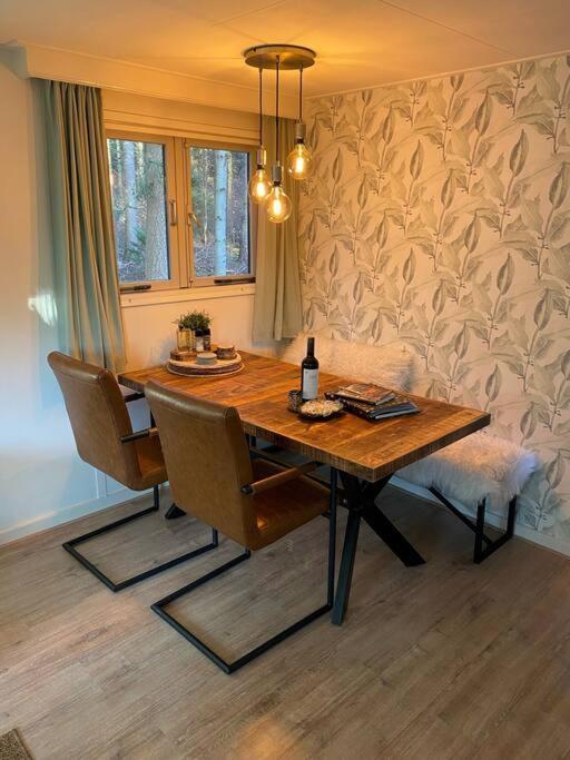 Chalet Op Boszicht Genieten De Rust & *